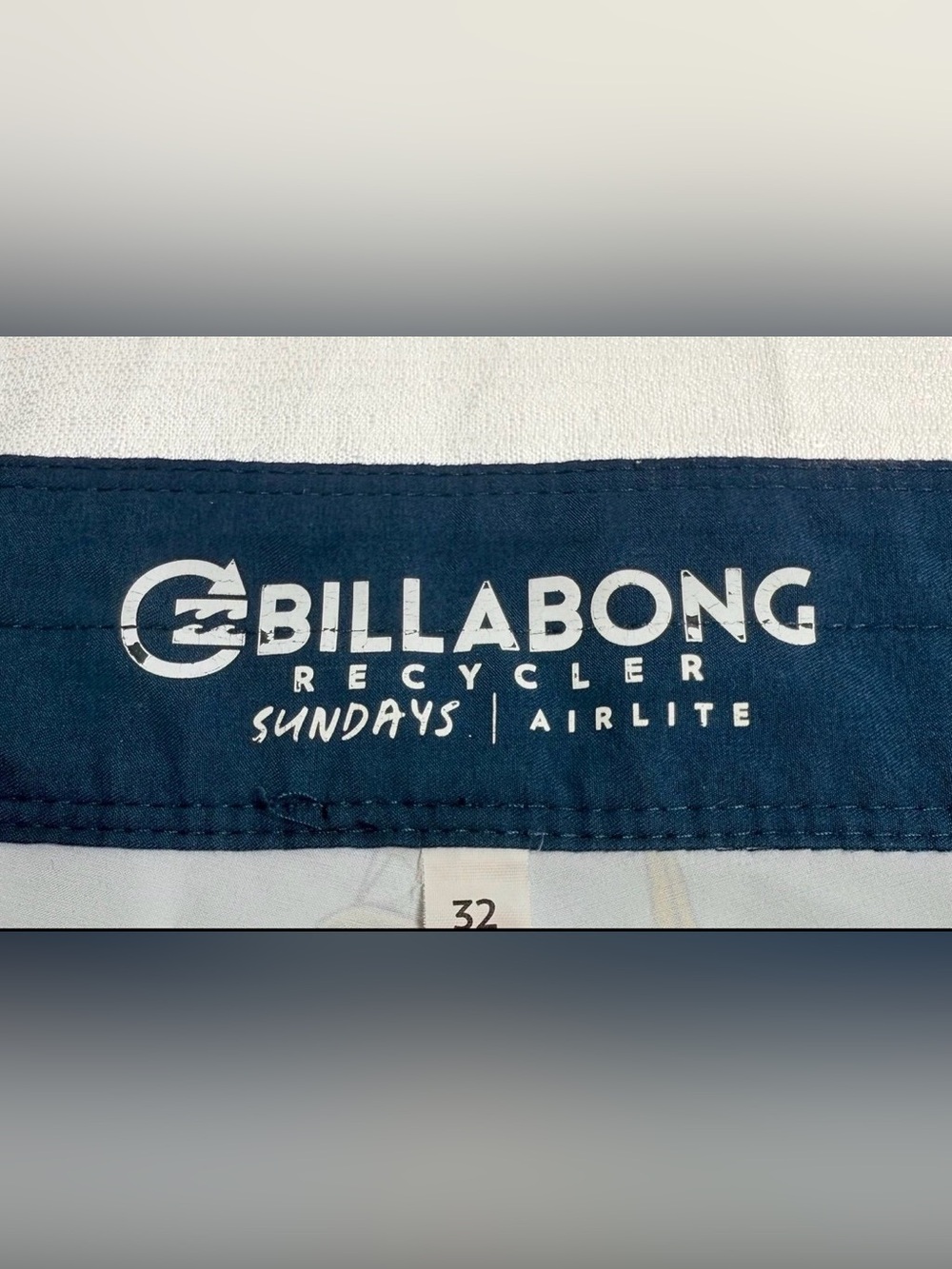 Billabong Men’s Recycler Sundays Airlite Toucan Board Shorts 32 - Picture 3 of 8